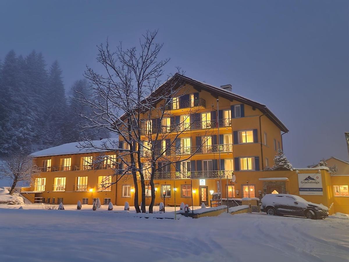 Grischalodge Das Hotel Mit Bergblick Seit 1929 - Schlicht, Preiswert Und Mit Einem Touch Nostalgie Parpan Exterior photo